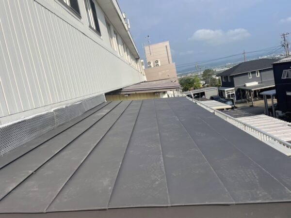 内灘町 H様邸 板金屋根葺き替え工事