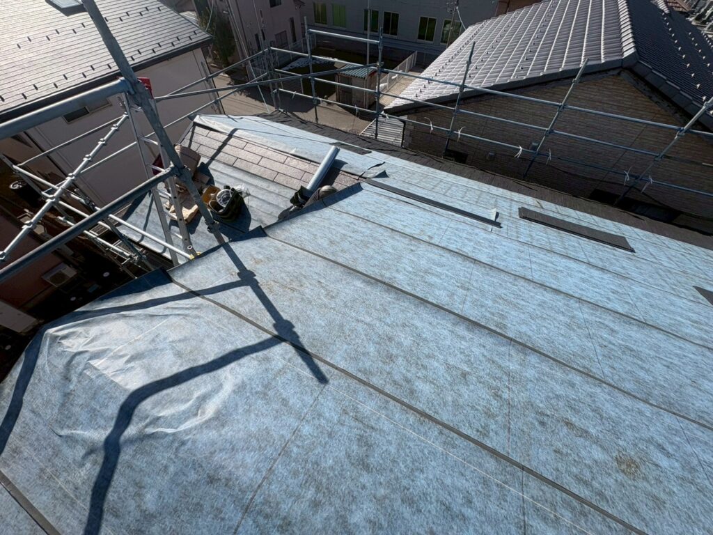 重ね幅を確認し施工